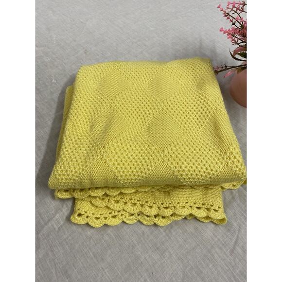 Vintage Flora Edge Waffle Knit Baby Blanket Light Yellow Lovey Neutral 47" X 37" - Picture 1 of 4